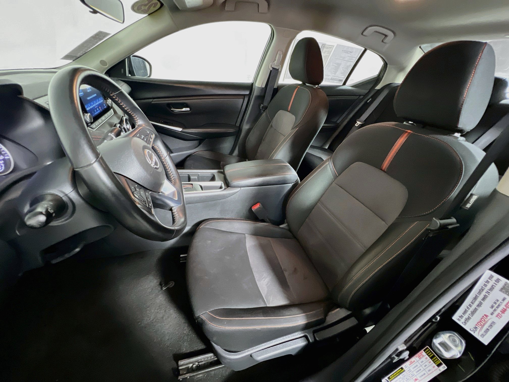 Used 2025 Nissan Sentra SR FWD image 14