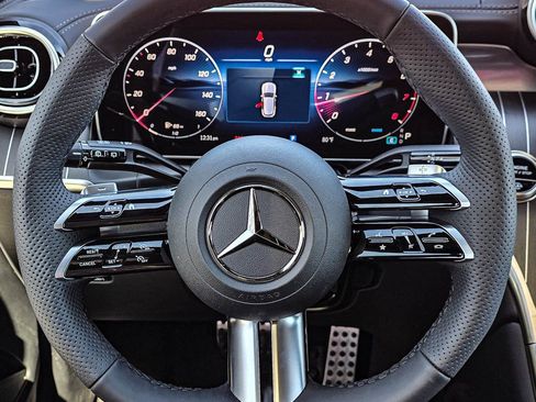 New 2026 Mercedes-Benz GLC 300 4MATIC image 25
