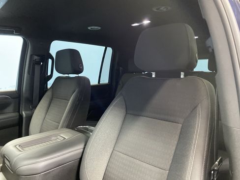 Used 2023 Chevrolet Suburban LS w/ Driver Alert Package image 8