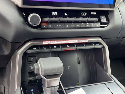 New 2026 Toyota Tundra Platinum image 28