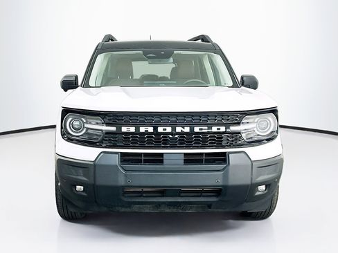 Used 2025 Ford Bronco Sport Outer Banks w/ Outer Banks Tech Package+ AWD/4WD image 2