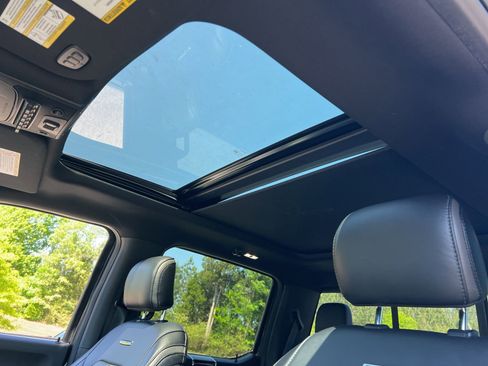 Used 2017 Ford F250 Platinum w/ Platinum Ultimate Package AWD/4WD image 37