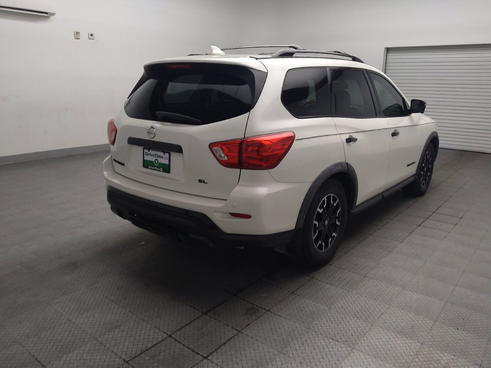 Used 2019 Nissan Pathfinder SL FWD image 9