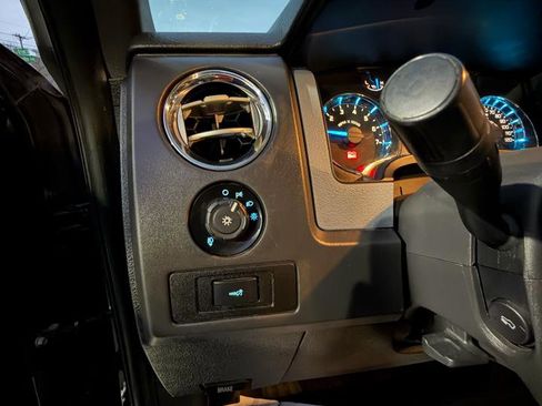 Used 2014 Ford F150 XLT w/ Equipment Group 302A Luxury image 18