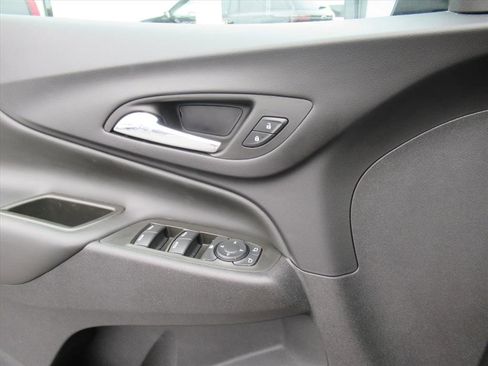 Certified 2024 Chevrolet Equinox LT image 22