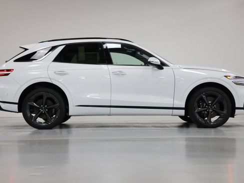 Used 2026 Genesis GV70 3.5T Sport Prestige AWD/4WD image 17