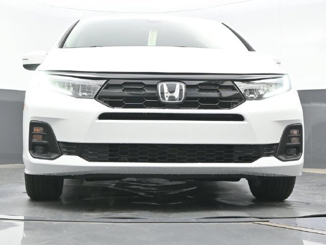 New 2026 Honda Odyssey Touring image 18
