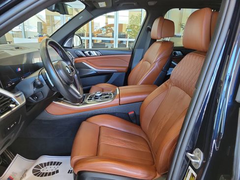 Used 2025 BMW X5 M60i image 14