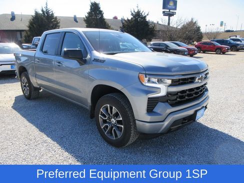 Used 2025 Chevrolet Silverado 1500 RST w/ Z71 Off-Road Package image 2