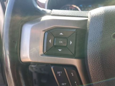 Certified 2022 Ford F350 Platinum AWD/4WD image 17