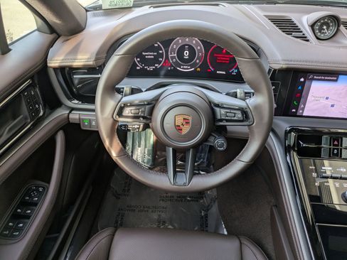 New 2026 Porsche Panamera image 17