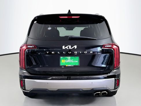 Used 2025 Kia Telluride S FWD image 8