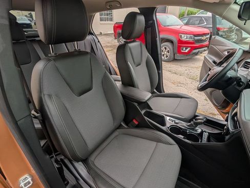 Used 2024 Buick Encore GX Preferred AWD/4WD image 24
