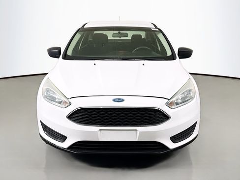 Used 2016 Ford Focus S image 2