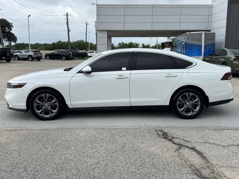 Used 2024 Honda Accord EX image 7