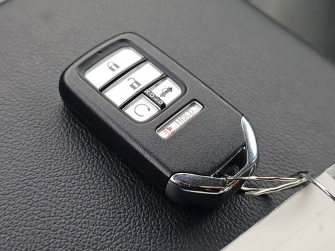 Used 2022 Honda Accord Touring image 36
