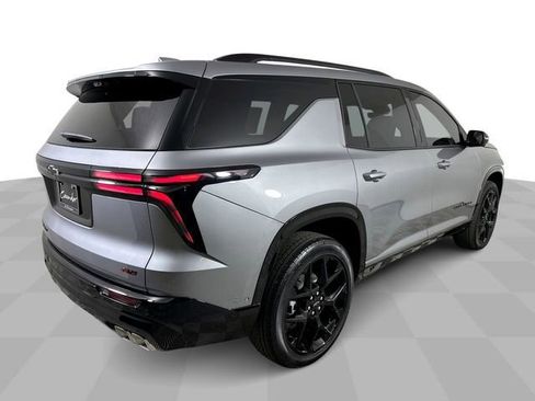 New 2026 Chevrolet Traverse RS w/ LPO, Floor Liner Package AWD/4WD image 8