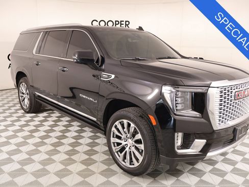 Used 2021 GMC Yukon XL Denali w/ Denali Ultimate Package AWD/4WD image 1
