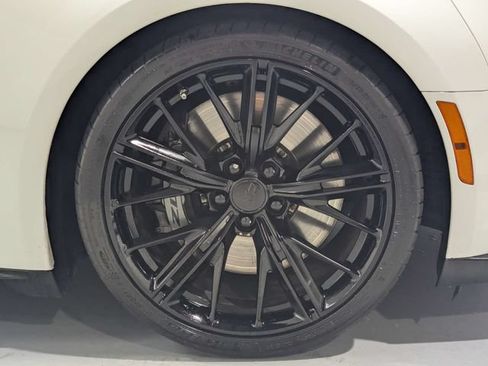 Used 2022 Chevrolet Camaro ZL1 RWD image 29