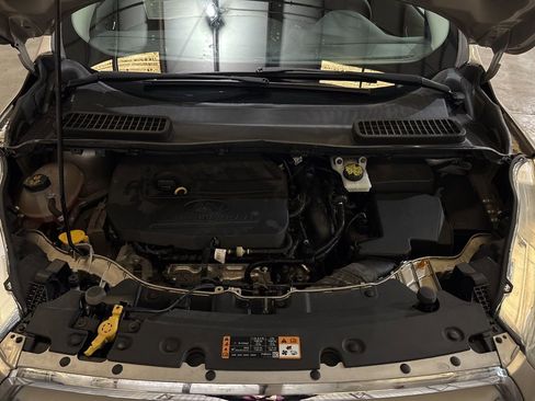 Used 2018 Ford Escape SE AWD/4WD image 16