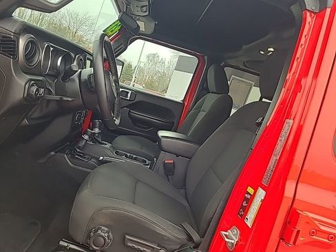 Used 2021 Jeep Wrangler Unlimited Sport AWD/4WD image 9
