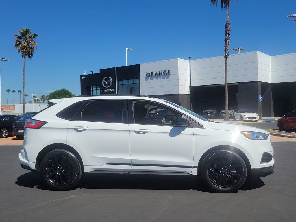 Used 2022 Ford Edge SE w/ Black Appearance Package AWD/4WD image 35