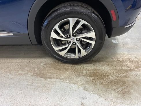 Used 2023 Buick Envision Essence image 28