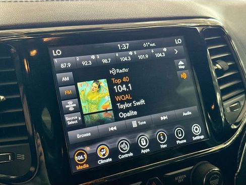 Used 2020 Jeep Grand Cherokee High Altitude image 16