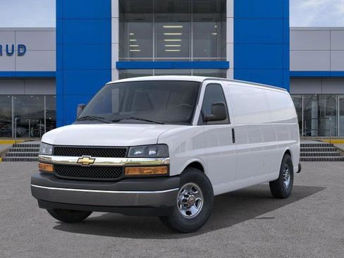 New 2026 Chevrolet Express 2500 Extended RWD image 30
