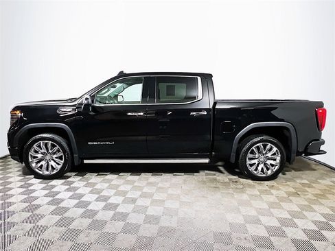 Used 2025 GMC Sierra 1500 Denali image 5