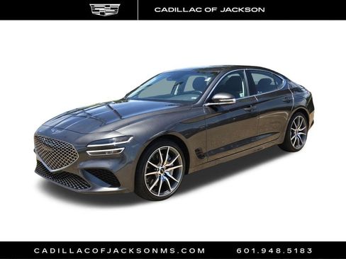 Used 2025 Genesis G70 2.5T RWD image 2