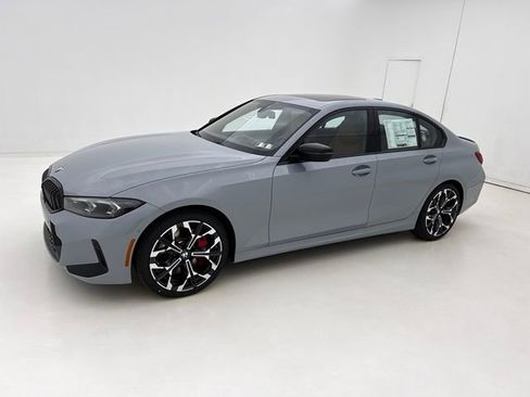 New 2026 BMW 330i xDrive Sedan w/ M Sport Package AWD/4WD image 2