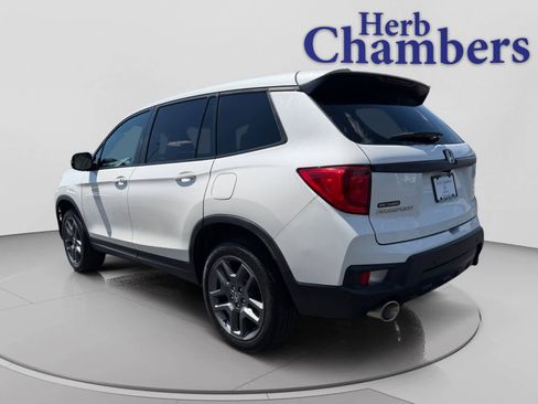 Used 2023 Honda Passport EX-L image 3