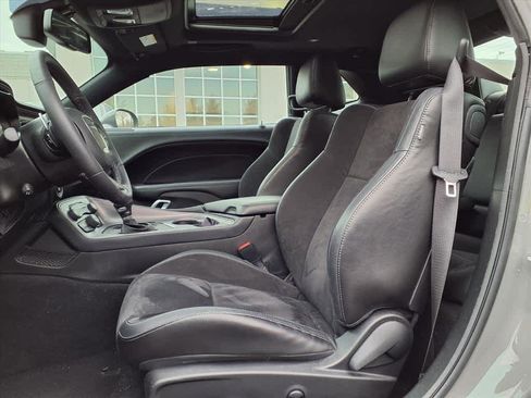 Used 2023 Dodge Challenger GT w/ Plus Package image 19