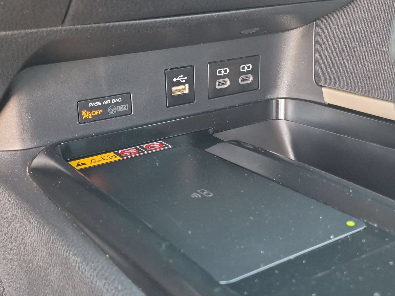 Used 2025 Toyota Camry LE FWD image 21
