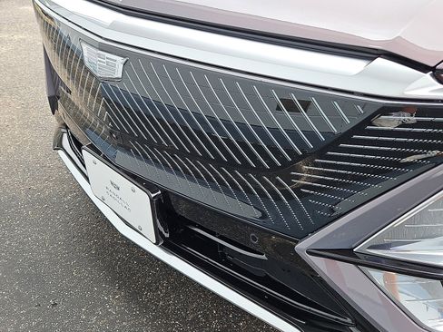 New 2025 Cadillac Lyriq Luxury image 13