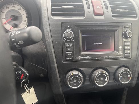 Used 2012 Subaru Impreza 2.0i Limited image 16