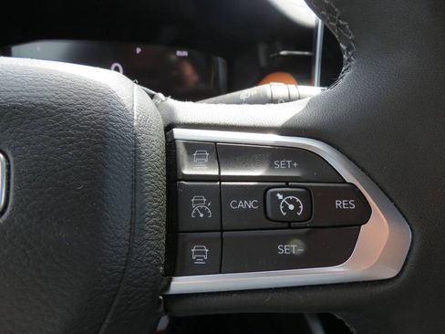 Used 2024 Jeep Compass Limited w/ Elite Group AWD/4WD image 22