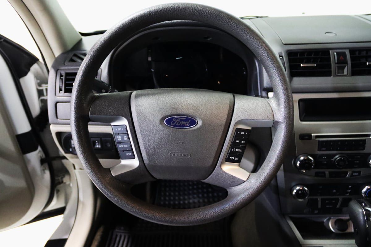 Used 2012 Ford Fusion SE FWD image 33