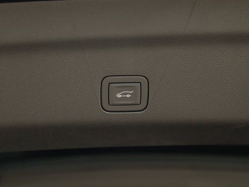 New 2025 Chevrolet Tahoe LT w/ Comfort Package image 36