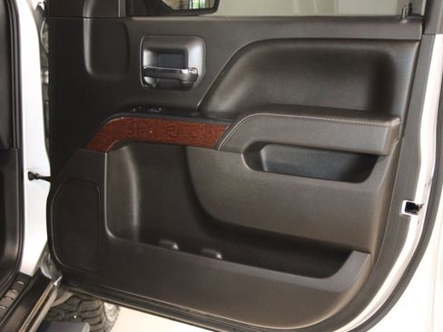 Used 2015 GMC Sierra 1500 SLE w/ Carbon-22 Edition image 57