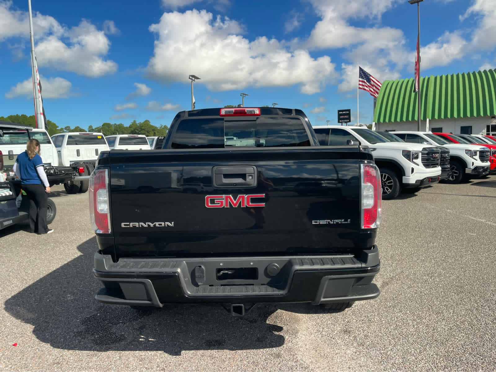 Used 2017 GMC Canyon Denali RWD image 6