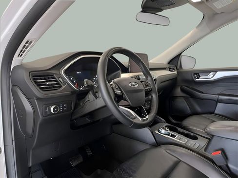 Used 2022 Ford Escape SEL image 15