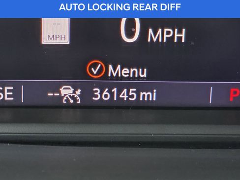 Used 2022 GMC Sierra 1500 SLT image 30