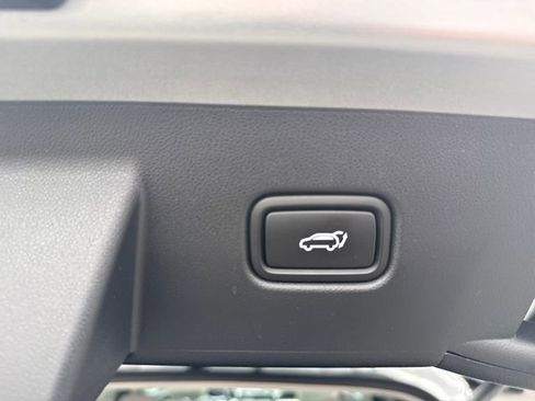 Certified 2024 Hyundai Tucson Limited AWD/4WD image 43