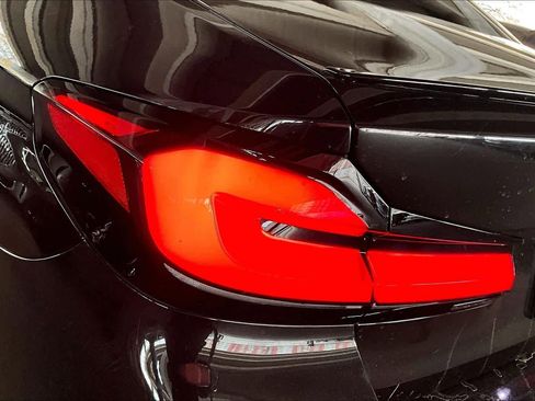 Used 2023 BMW 530i 530i w/ M Sport Package image 29