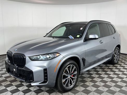 Certified 2024 BMW X5 xDrive40i w/ M Sport Package AWD/4WD image 13