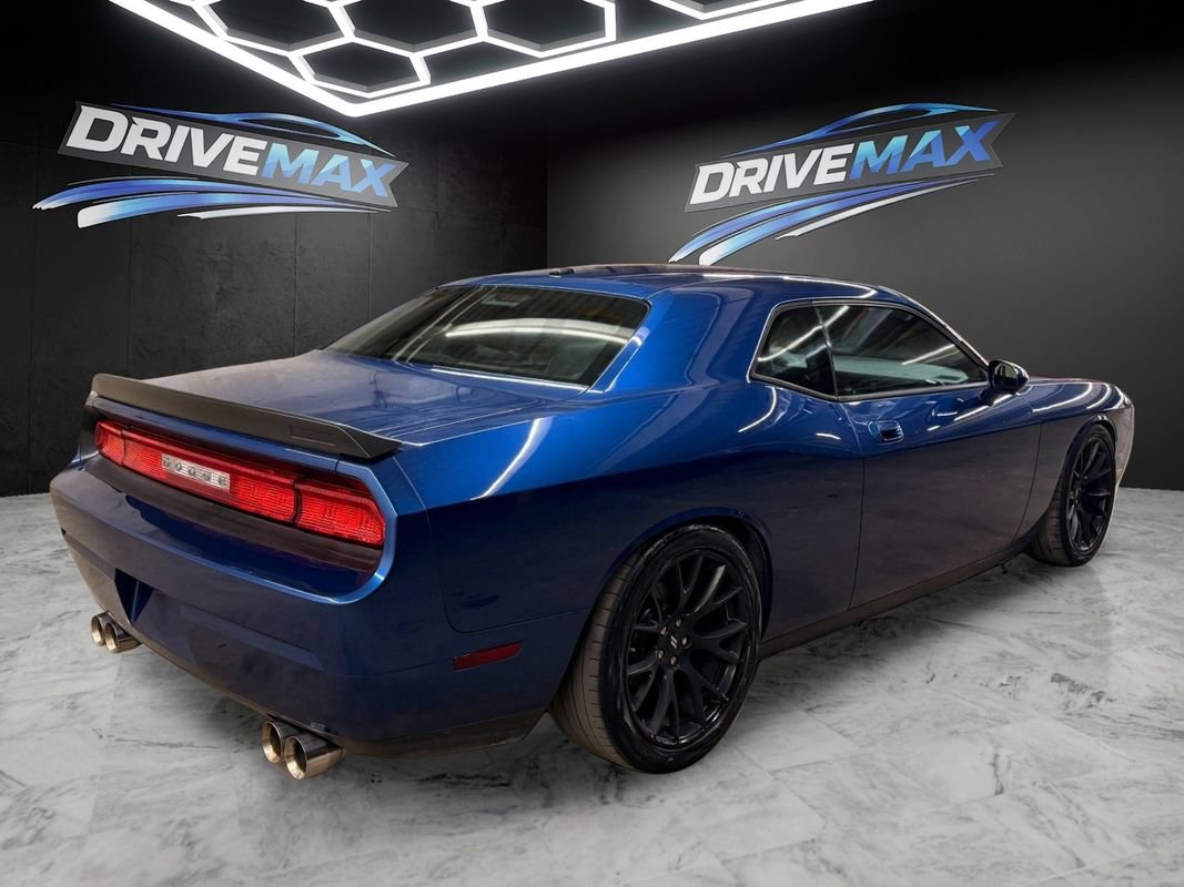 Used 2009 Dodge Challenger R/T RWD image 5