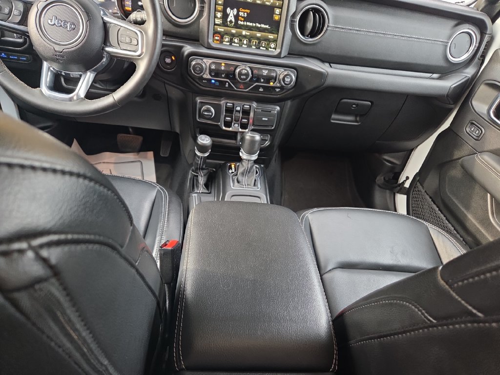 Used 2023 Jeep Wrangler Unlimited Sahara w/ Cold Weather Group AWD/4WD image 10