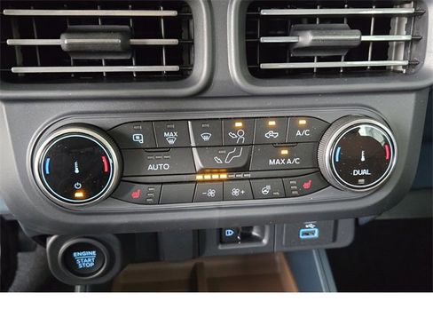 Used 2024 Ford Maverick Lariat w/ 4K Tow Package image 18